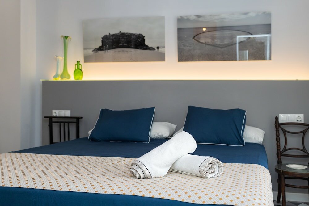 Фото Portus Gaditanus sXVIII Patio andaluz