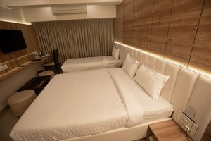 Гостиница Hotel Naaz Executive Near T2 Airport
