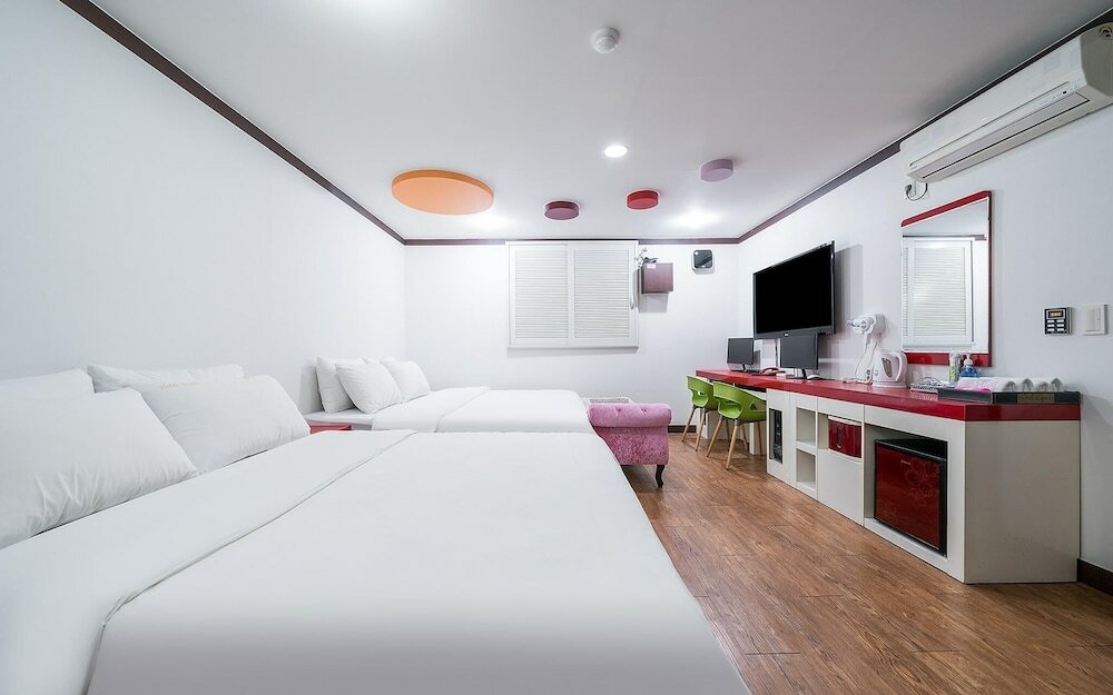 Фото Suwon Equus