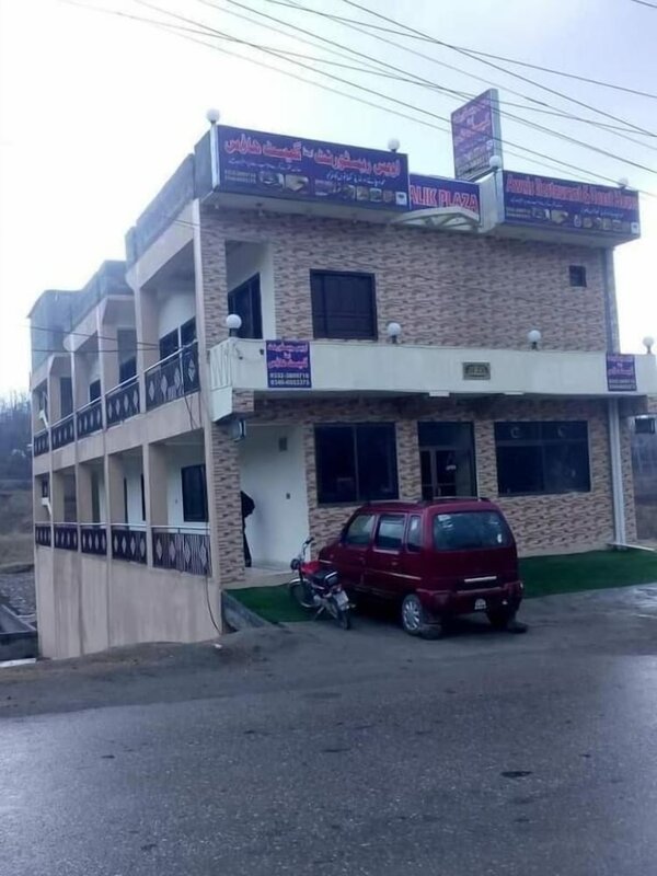 Гостиница Awais Hotel And Restaurant Rawlakot