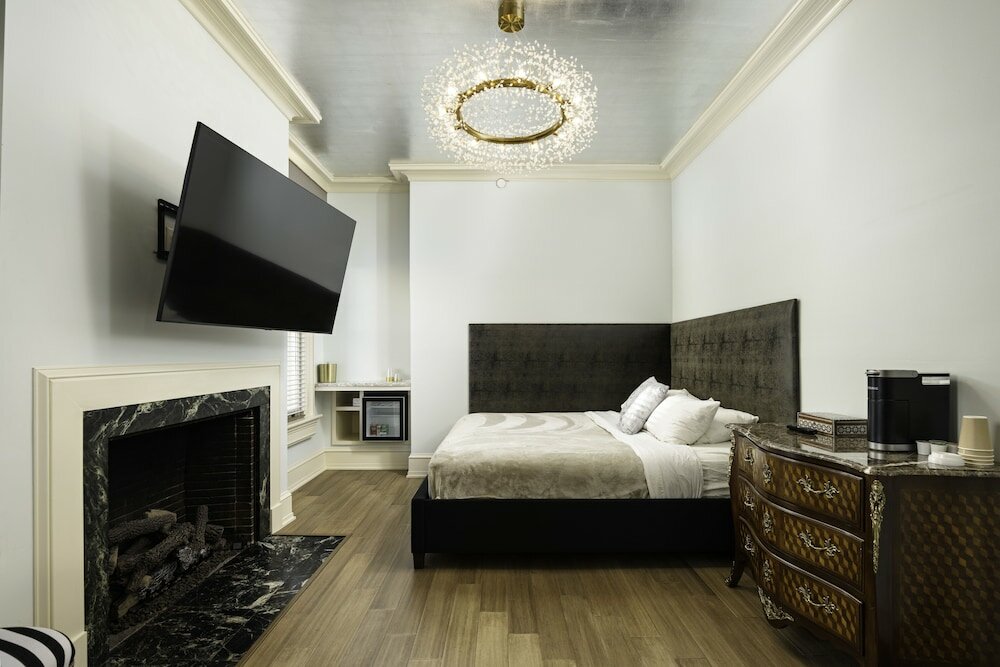 Фото The Edward Hotel