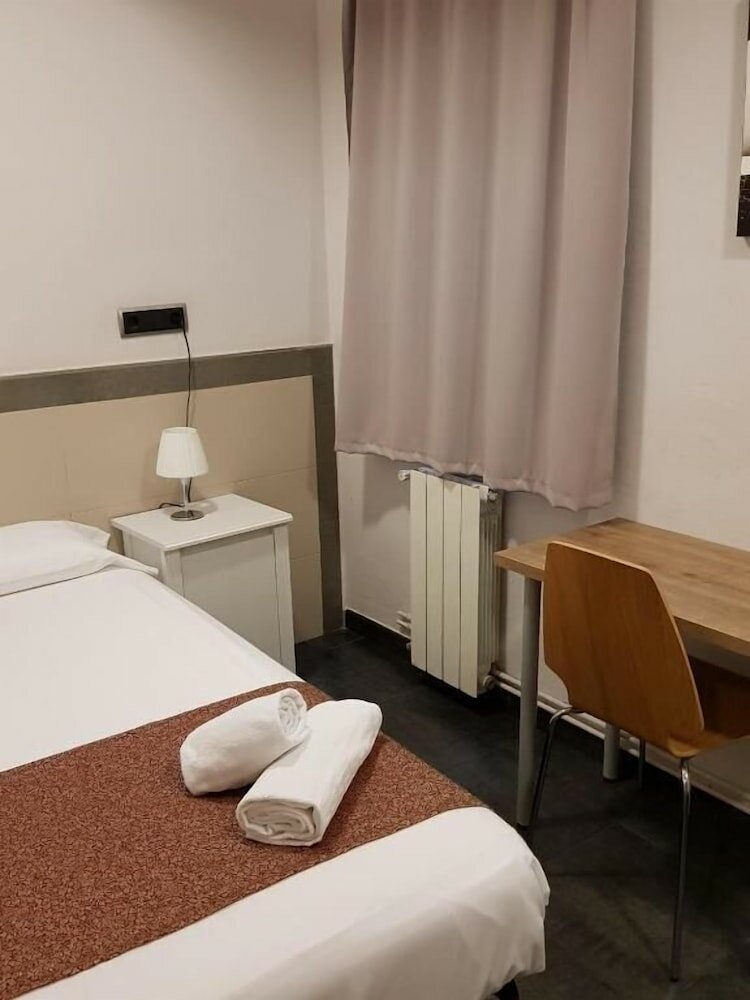 Фото Hostal Levante