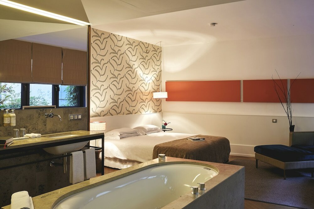 Фото Cortiina Hotel