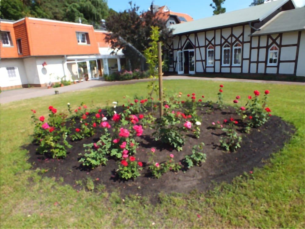 Фото Seehotel & Restaurant Karlslust