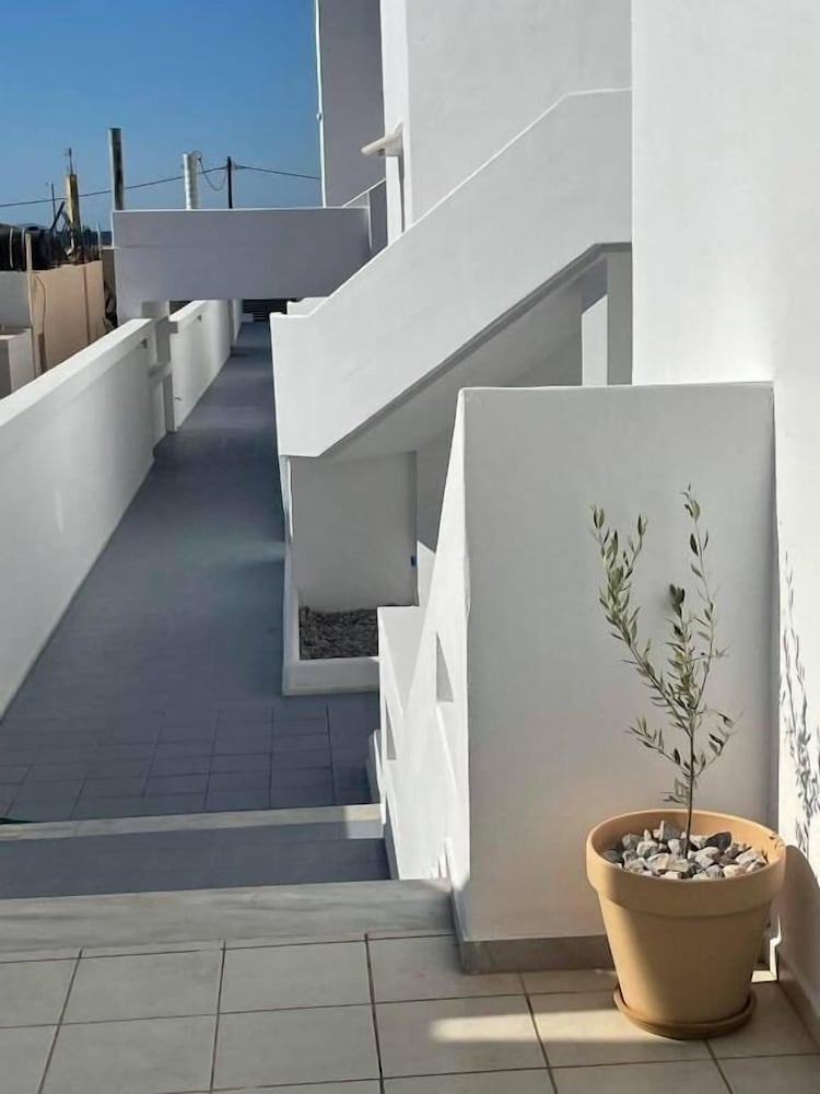 Фото Coralli Beach Hotel