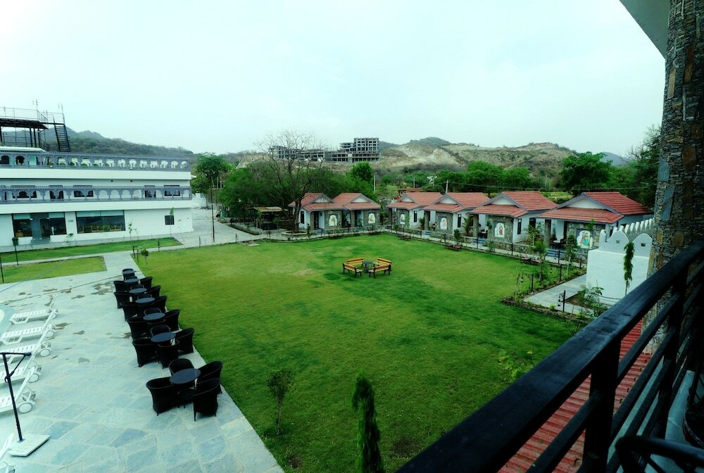 Фото Keshav Resort