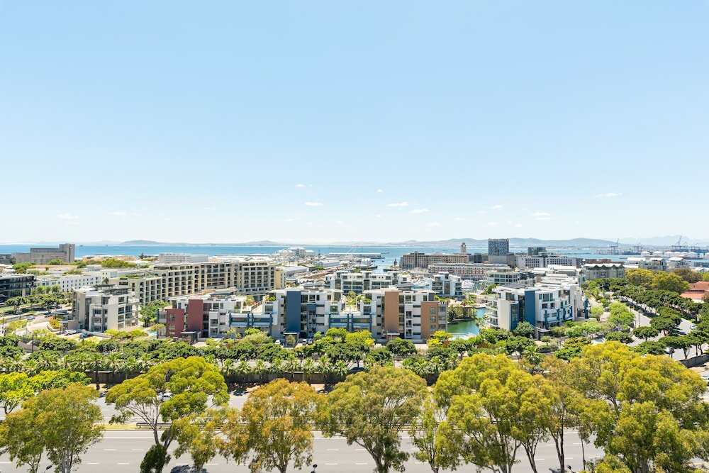 Фото Point Break Luxury Apartments