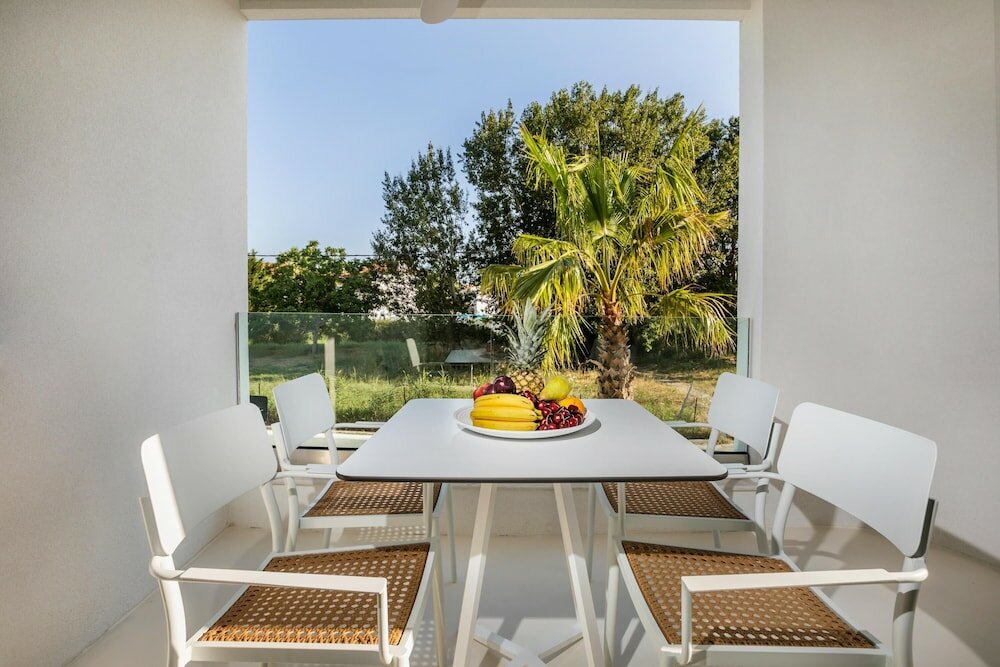 Фото Cocoons Luxury Suites & Villas