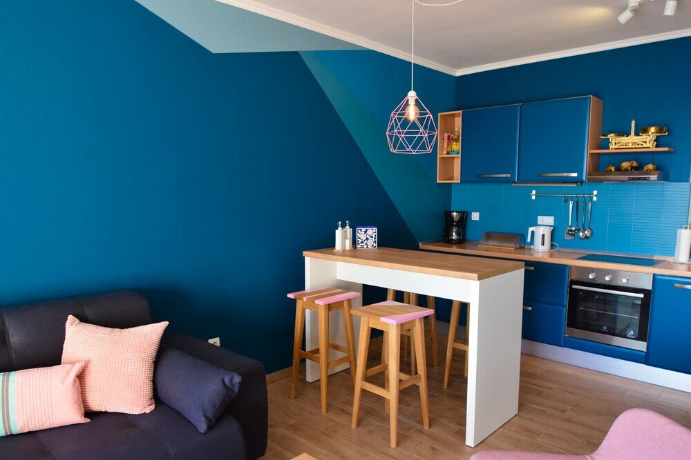 Фото 55 & 54 Stairs Apartments