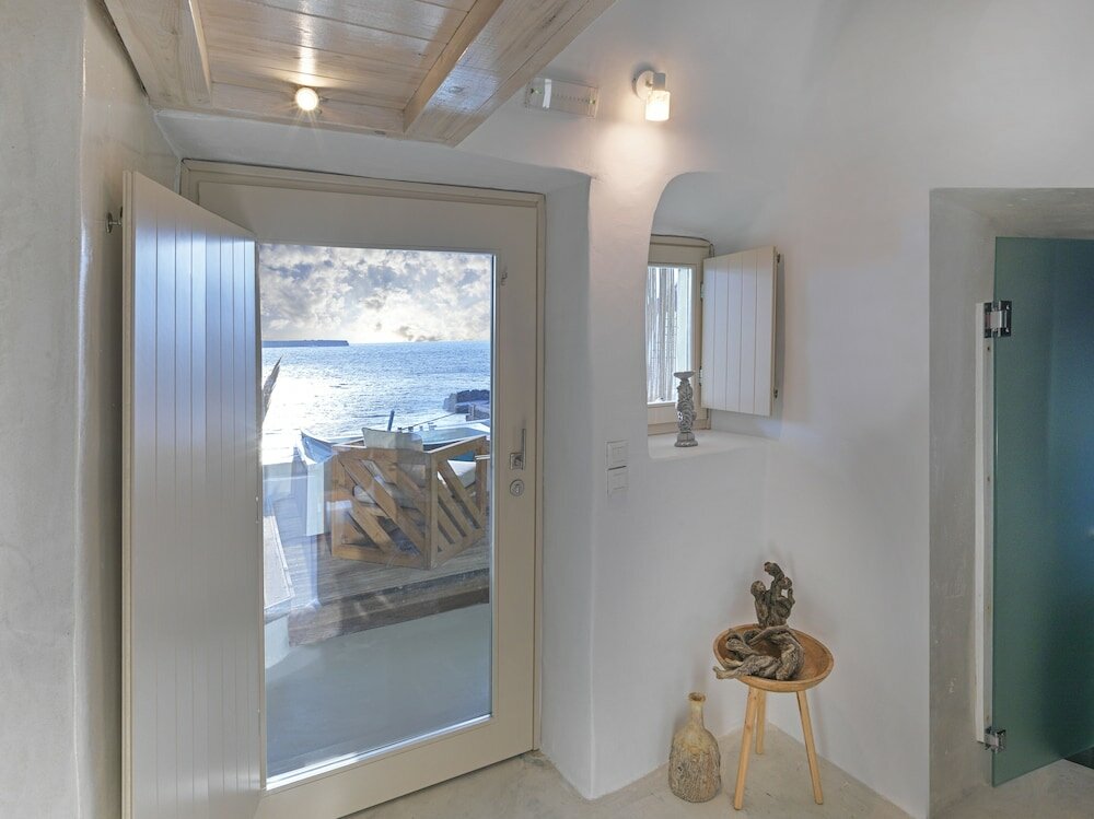 Фото Secret Gem Suites