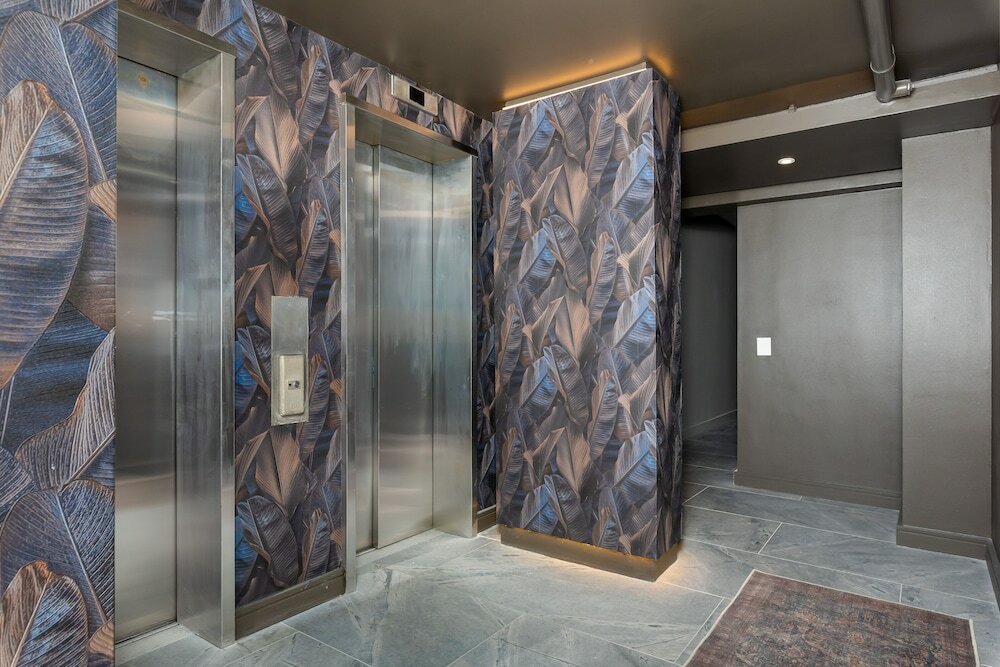 Фото Point Break Luxury Apartments