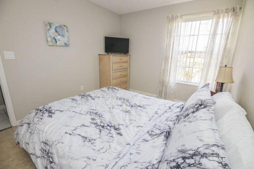 Фото Bonita's Sweetwater Club Condo