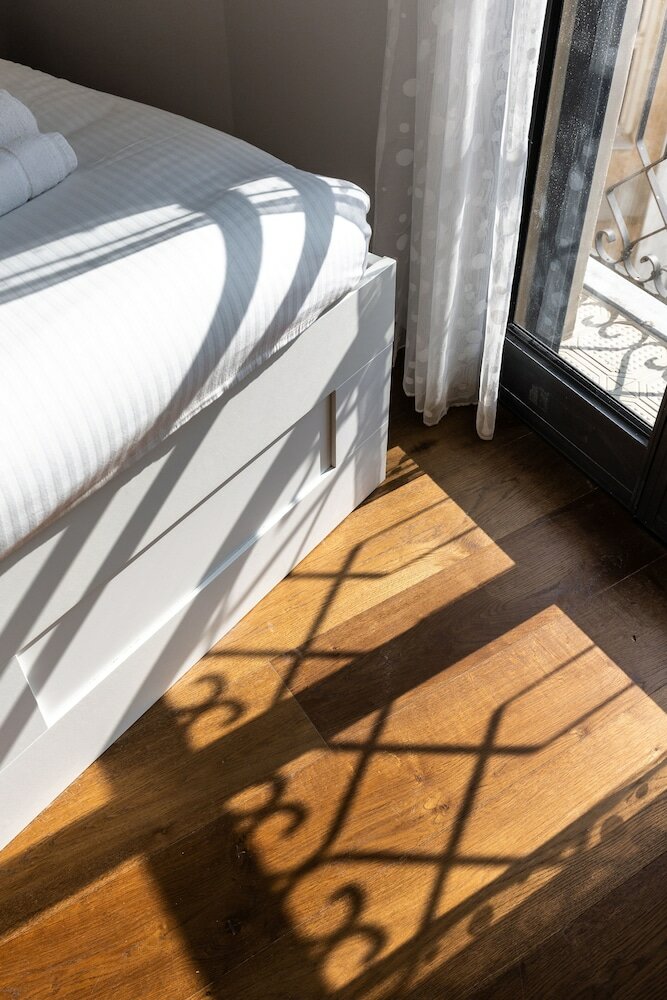 Фото Chic and Sunny in the Heart of Tel Aviv