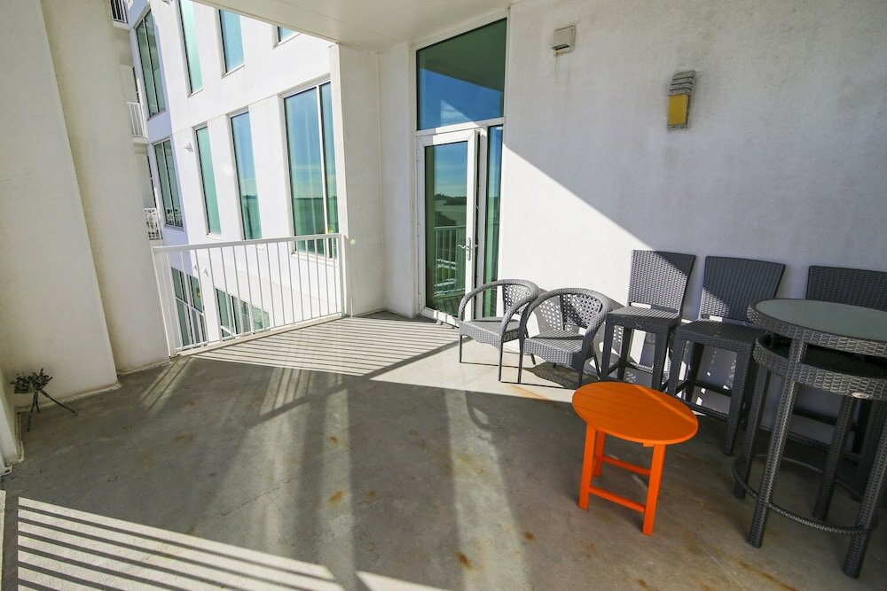 Фото Emerald 712-good Day Sunshine