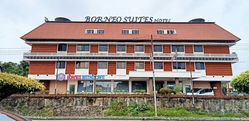 Гостиница Super Oyo 90464 Borneo Suites Hotel в Штате Сабах
