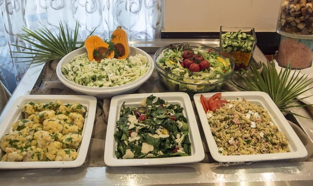 Фото Grand Platon Hotel