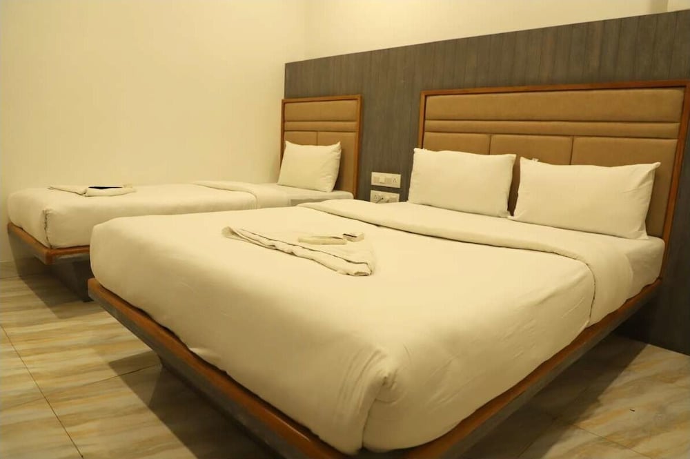 Фото Hotel Urban