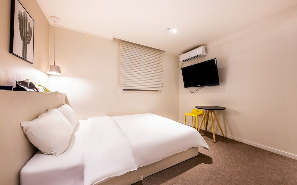 Фото Daejeon Yongjeon Hotel Ben