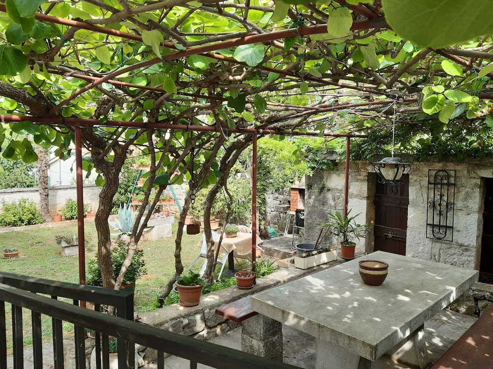 Фото Anamarija Apartments close to the beach