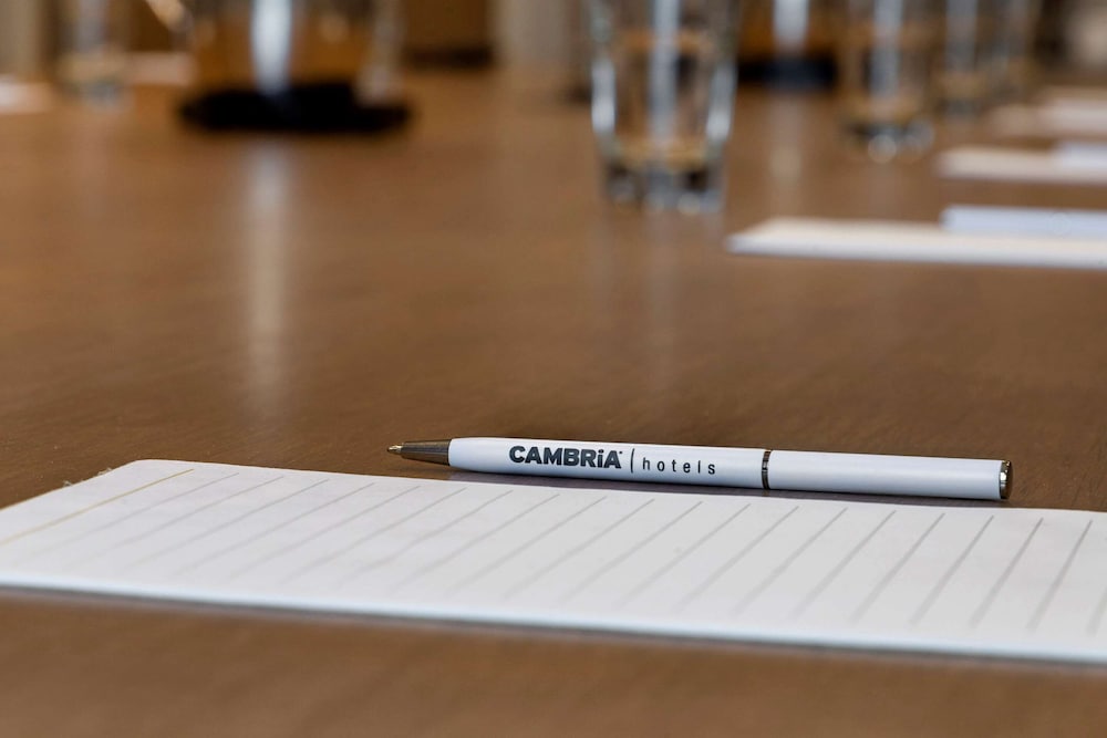 Фото Cambria Hotel Columbia Downtown The Vista