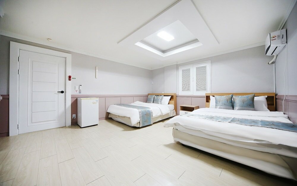 Фото Daegu Dongseongno B and B