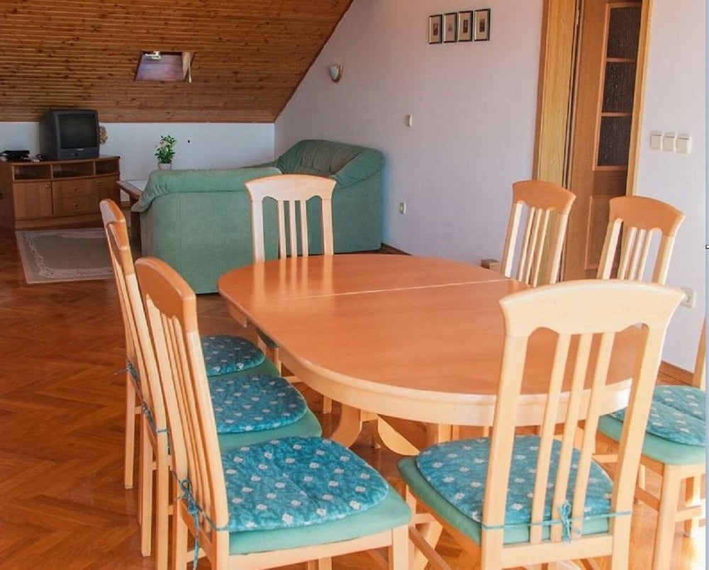 Фото Pupa - Nice Family Apartments - A1 Dora