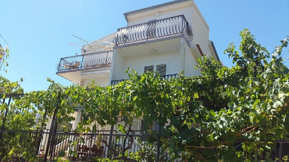 Фото Nina - Free Private Parking - A3