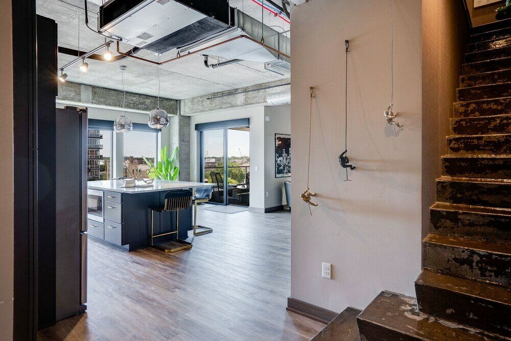 Фото Sable 51 Luxury Two Story Loft