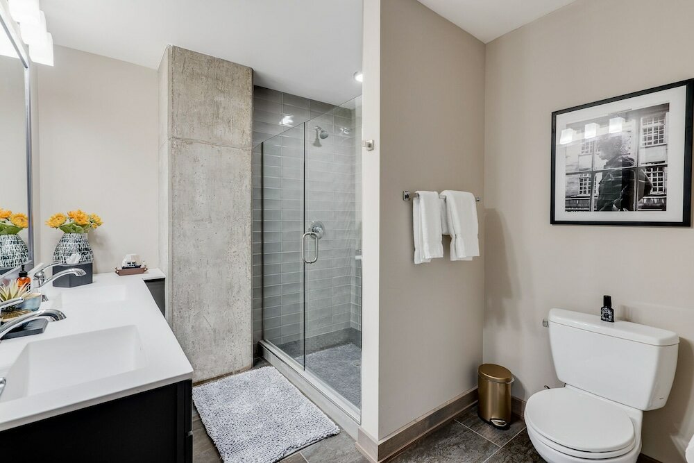 Фото Sable 51 Luxury Two Story Loft