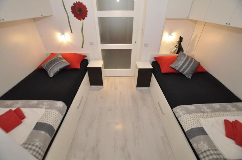 Фото Eden - 30m From the sea - A2