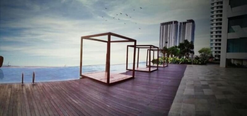 Гостиница Grand Kamala Lagoon by Bonzela Property в Бекаси