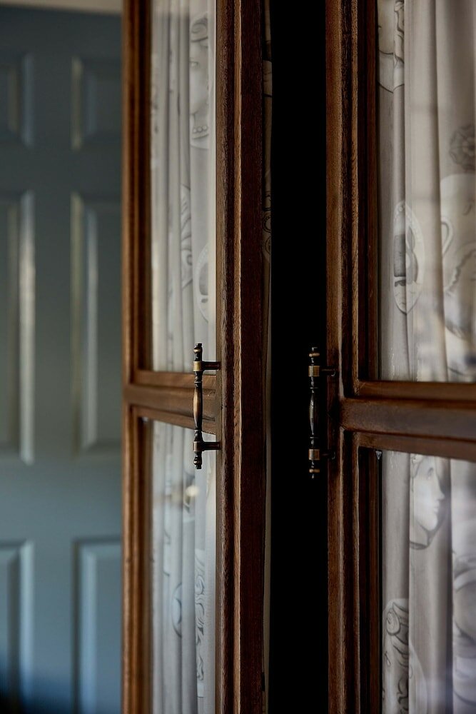 Фото Blue Iris by Life House