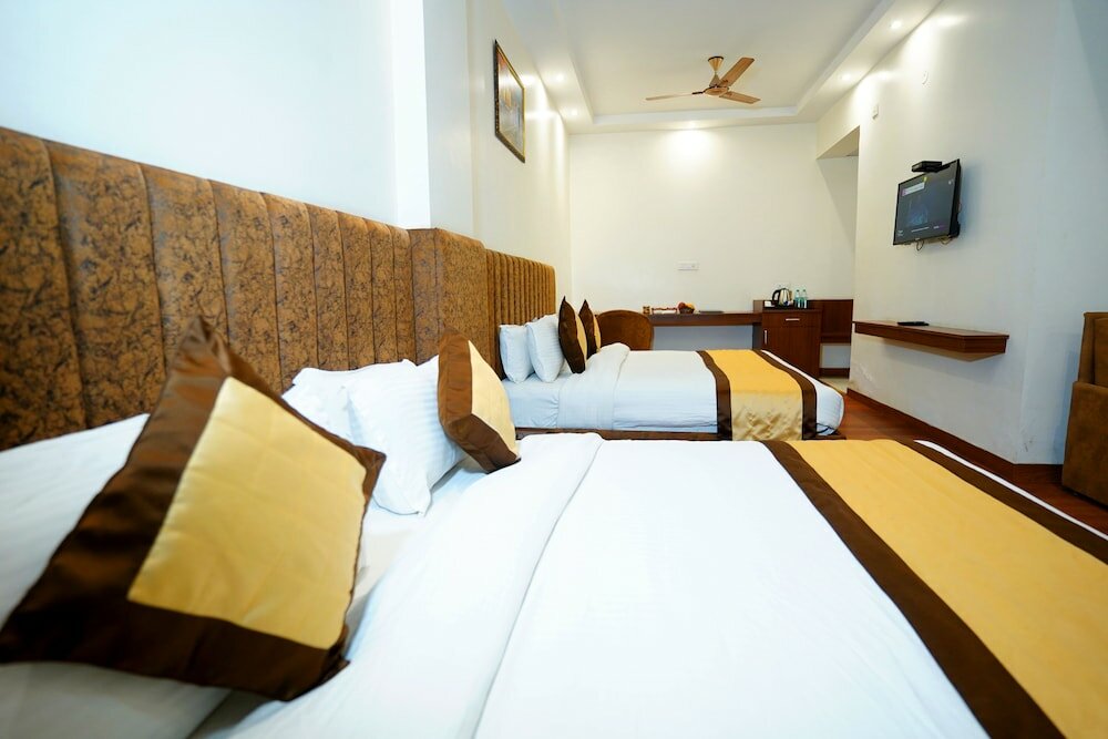 Фото Dewdrop Shankh