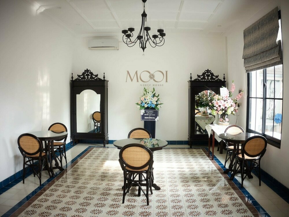 Hotel Mooi House by Ziri, Surabaya, photo