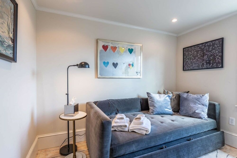 Фото Blue Water: The Cottage