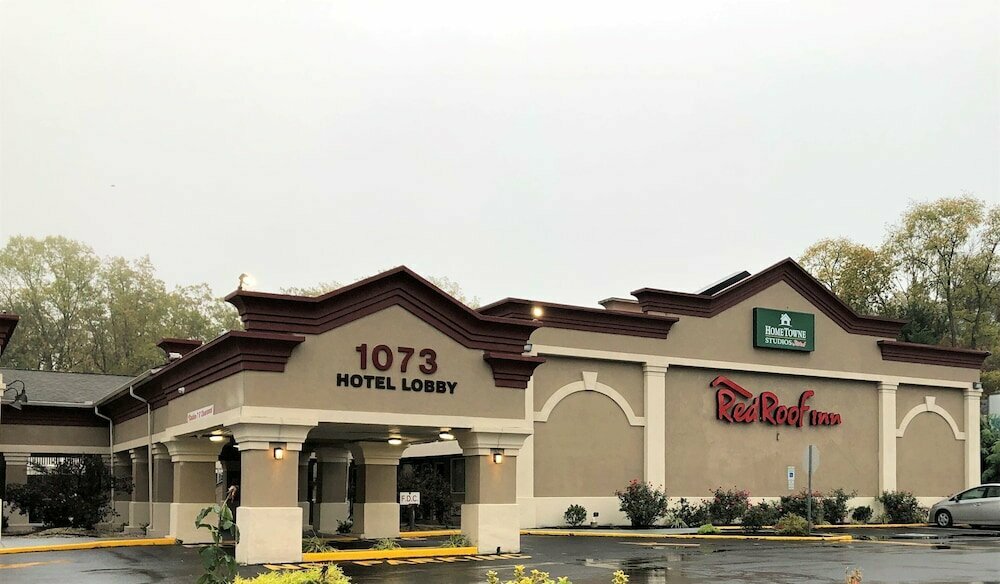 Hotel HomeTowne Studios by Red Roof Bordentown - McGuire Afb, State of New Jersey, photo