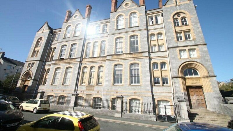 Гостиница Plymouth City Centre Duplex Apartment в Плимуте