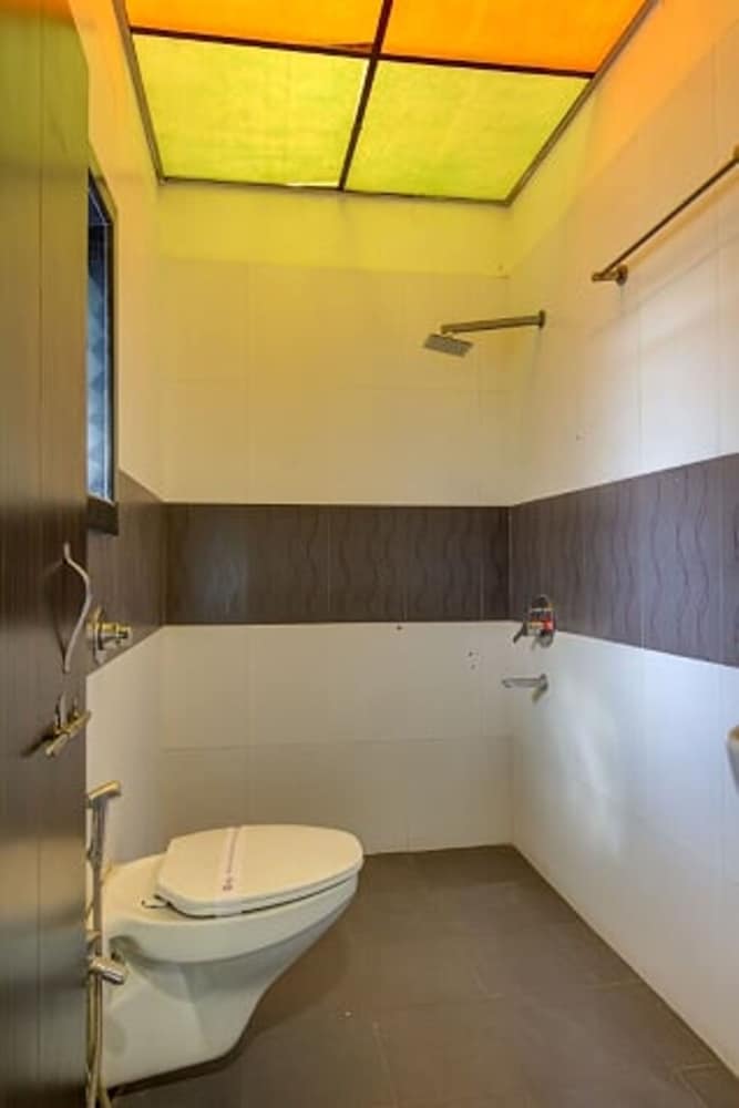 Фото Hotel Heera Excutive