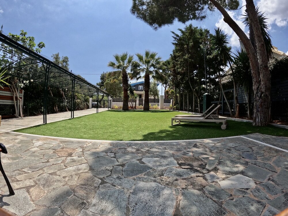 Фото Hector Villa Airport