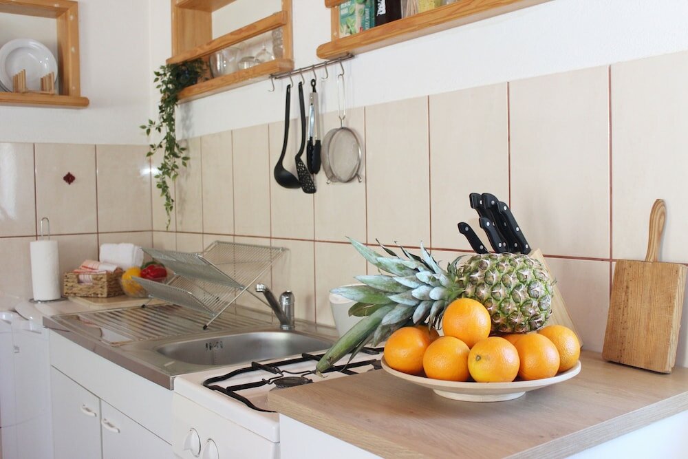 Фото Robinson House Dubrova