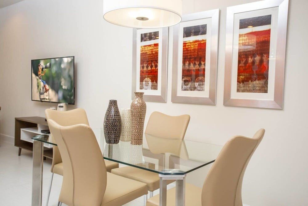 Фото Serenity by Vhc Hospitality