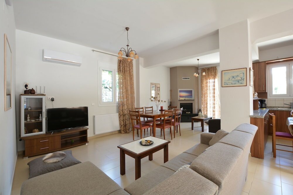 Фото Orama Apartment