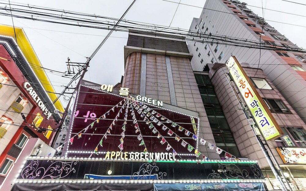 Фото отеля 2