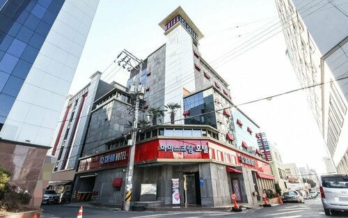 Гостиница Jinju Ice Cream в Чинджу