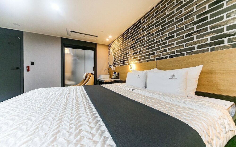 Фото Changwon Boutique Hotel Gung