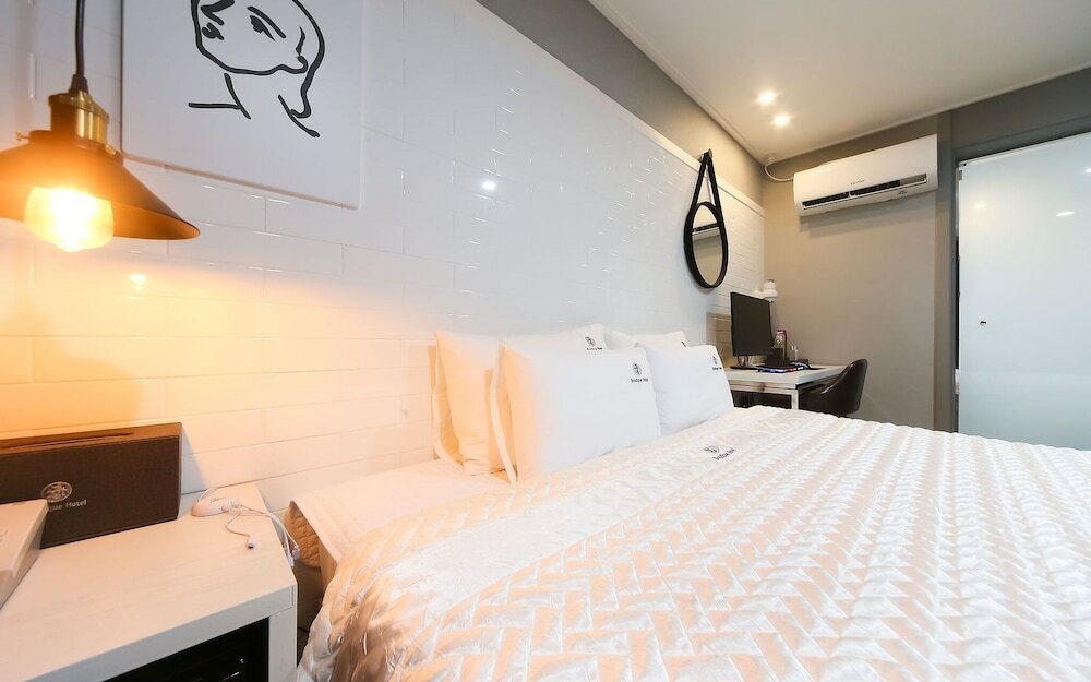 Фото Changwon Boutique Hotel Gung