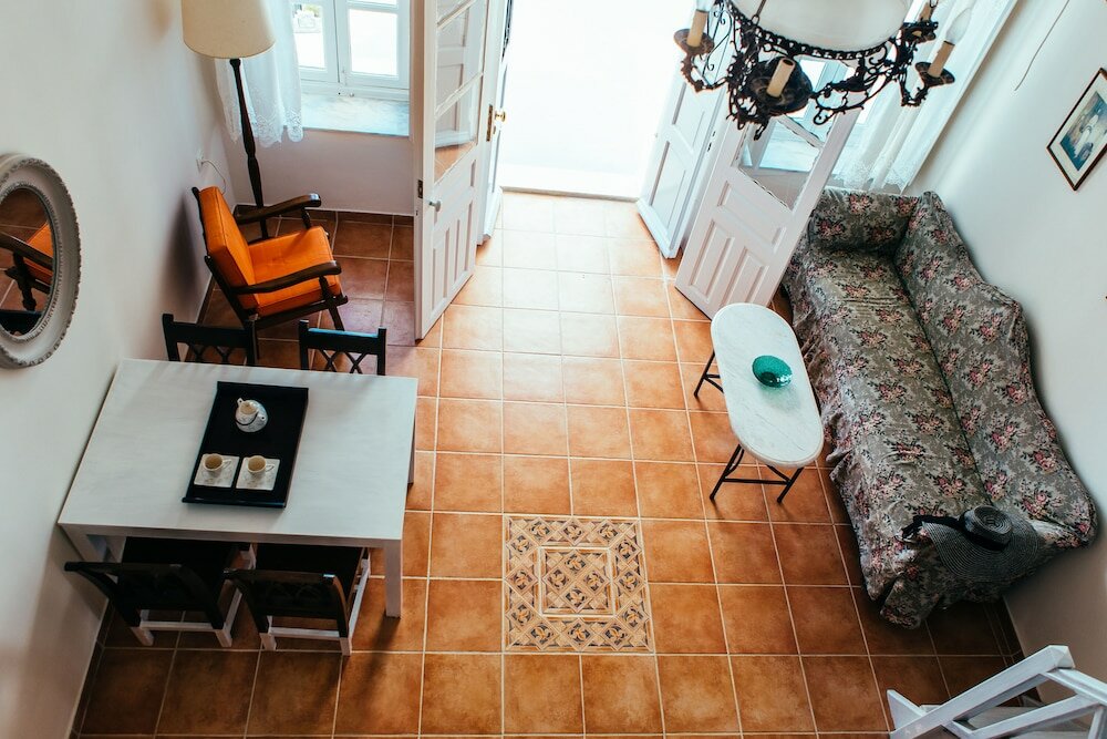 Фото Day One Fira Mansion