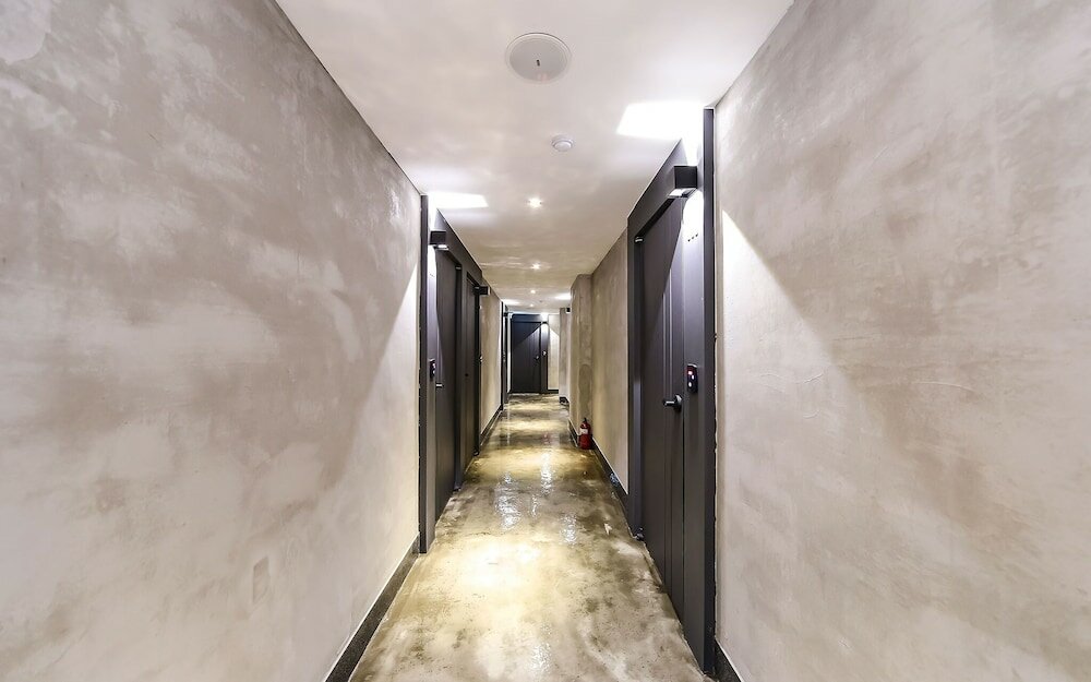 Фото Changwon Jinhae Hotel Lrui