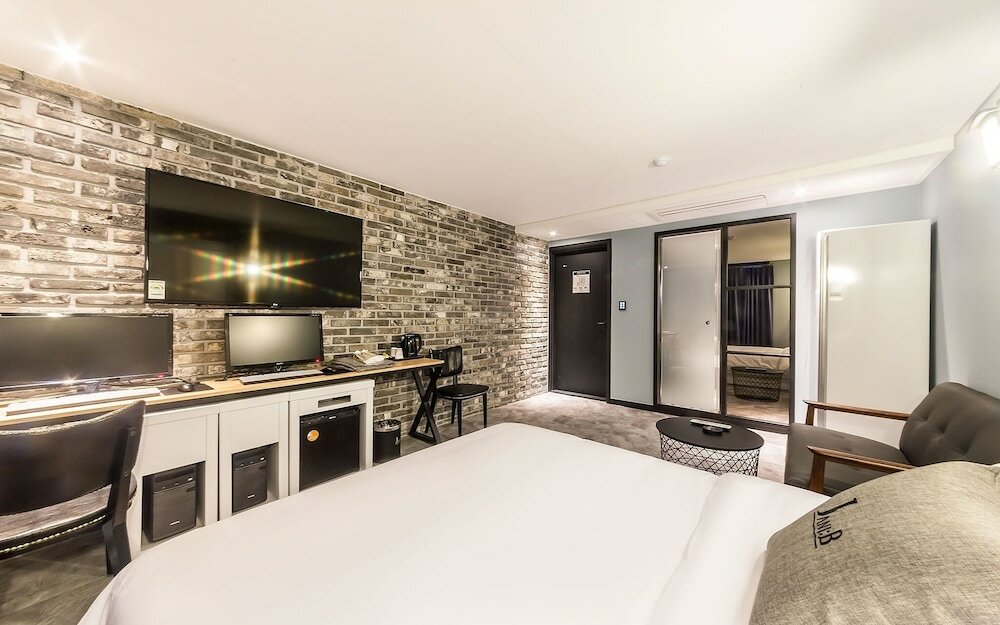 Фото Suwon Johnny B