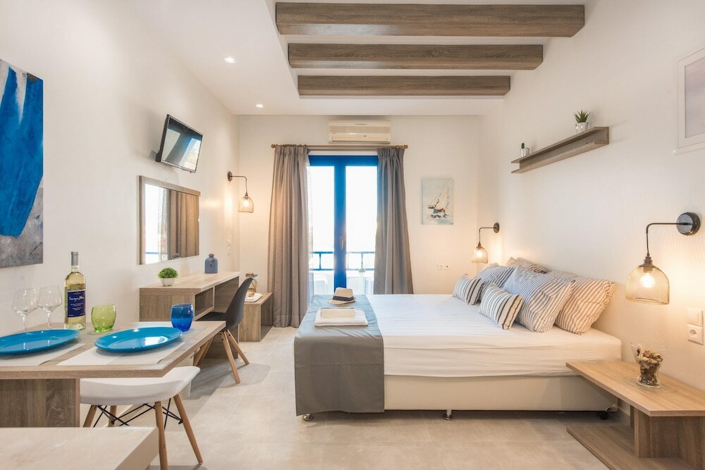 Фото Mikes Beach Lux